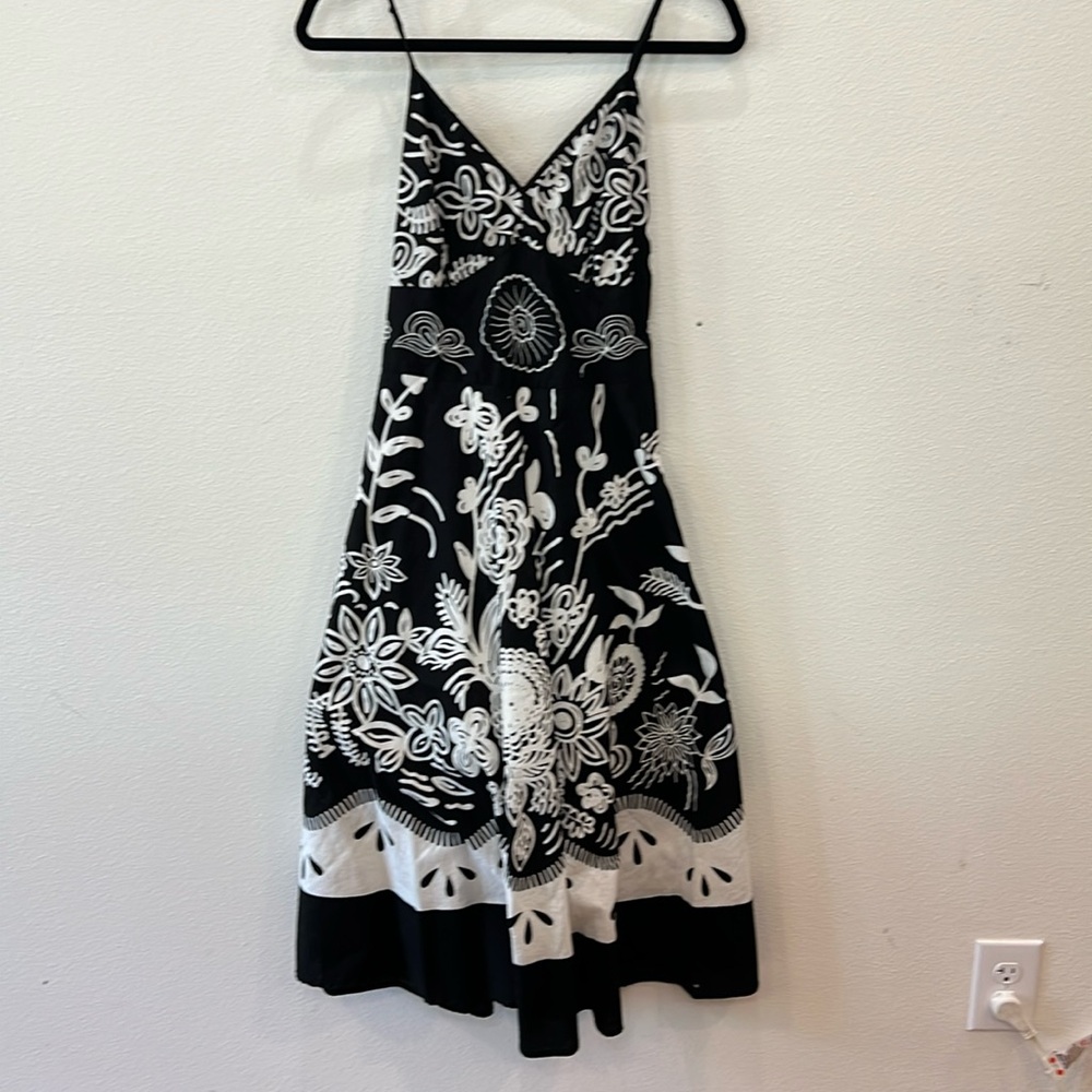Magic Black/White Cotton Summer Midi Dress Metallic Floral Embroidery Womens M